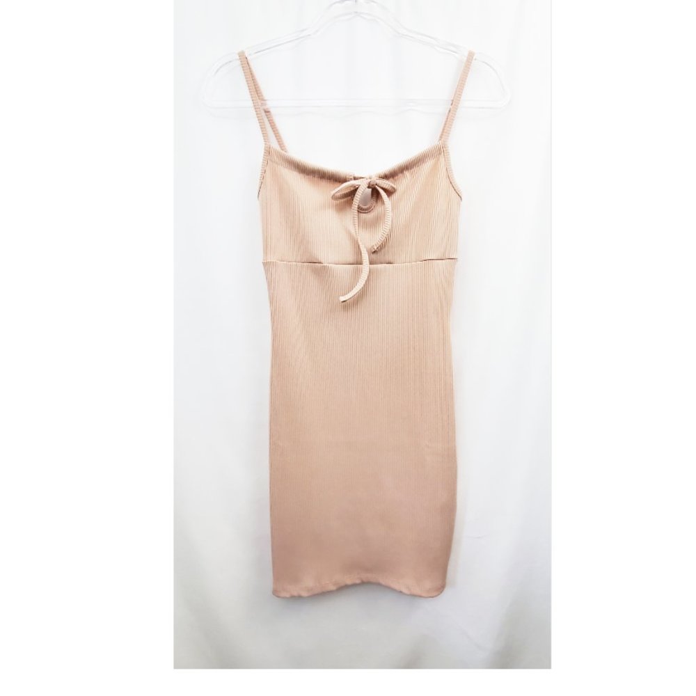NASTY GAL 90s Ribbed Peach Bodycon Mini Dress NWT - Picture 1 of 5